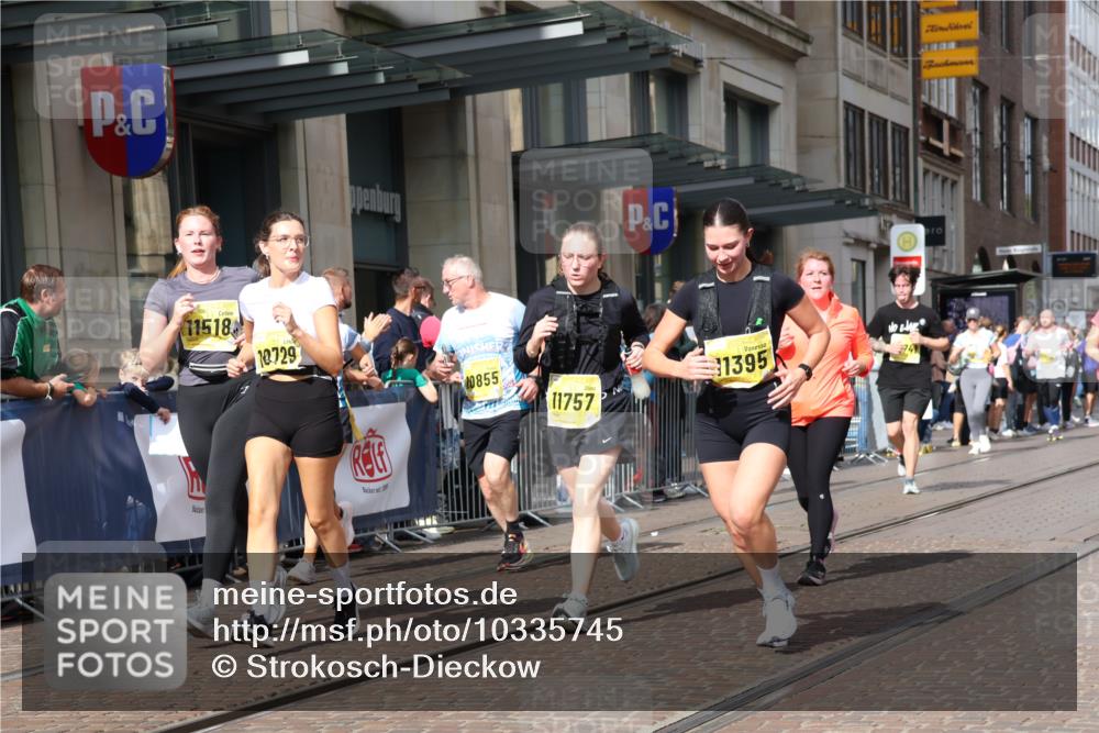 13.09.2026 - 21. swb-Marathon Bremen Strokosch-Dieckow http://msf.ph/oto/10335745 13.09.2026 11:04:43 Ziel 10315, 10370, 10465, 10718, 10729, 10741, 10800, 10850, 10855, 10856, 10975, 11006, 11102, 11105, 11133, 11157, 11218, 11272, 11281, 11395, 11518, 11584, 11616, 11722, 11757, 11900, 11939, 12002, 12064, 12099, 12235, 12335, 12420, 12493, 12495, 12498, 12500, 12502, 12522, 12563, 10160, 10198, 10245, 10283, 10481, 10526, 10711, 10755, 10877, 10940, 11006, 11114, 11214, 11215, 11248, 11364, 11366, 11410, 11592, 11705, 11761, 11991, 12005, 12009, 12929 meine-sportfotos.de