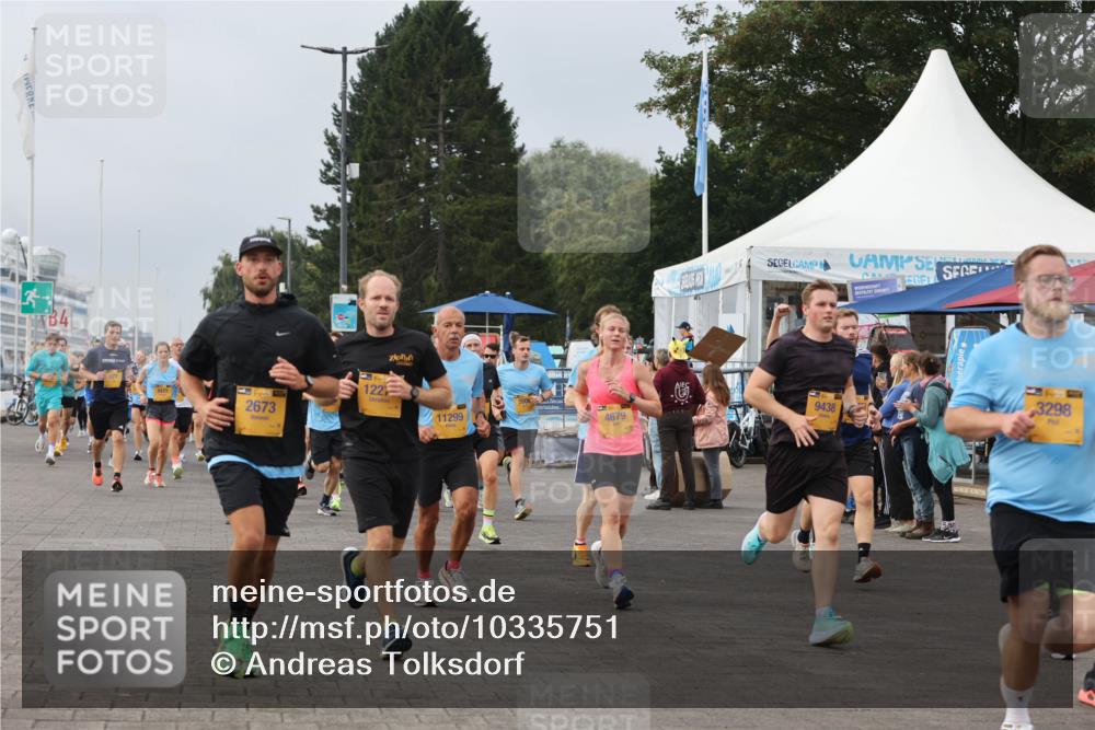 13.09.2026 - Kiel Lauf Andreas Tolksdorf http://msf.ph/oto/10335751 13.09.2026 09:53:20 Kiellinie 4, 2673, 122, 9438, 11299, 4679, 3298 meine-sportfotos.de