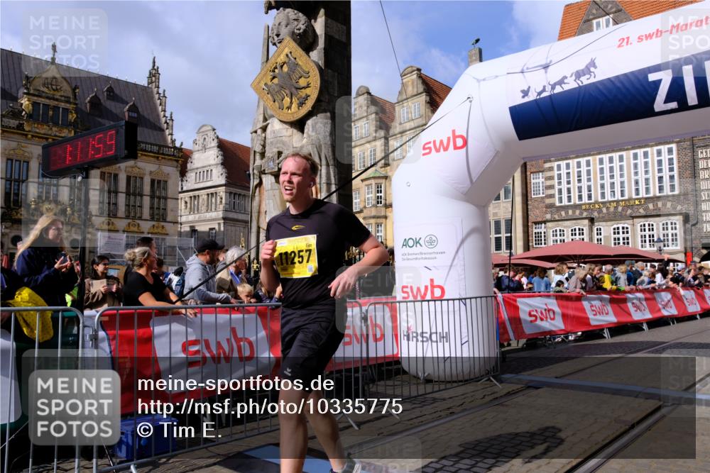 13.09.2026 - 21. swb-Marathon Bremen Tim E. http://msf.ph/oto/10335775 13.09.2026 11:07:16 Ziel 10156, 10360, 10378, 10663, 11066, 11257, 11439, 11684, 12124, 12249 meine-sportfotos.de