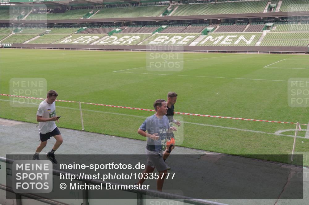 13.09.2026 - 21. swb-Marathon Bremen Michael Burmester http://msf.ph/oto/10335777 13.09.2026 13:10:49 Laufen im Stadion 164, 265, 373, 391, 448, 581, 869, 898, 984, 1180, 1738, 1855, 1867, 1894, 1952, 1967, 2202, 2232, 2268, 2281, 2284, 2299, 2330, 2333, 2339, 2342, 2353, 2432, 2443, 2471, 2525, 2530, 2531, 2553, 2573, 2589, 2594, 2654, 2669, 2682, 2714, 2717, 2784, 2785, 2804, 2819, 2836, 2907, 2920, 2932, 2976, 3026, 3032, 3063, 3082, 3086, 3089, 3122, 3159, 3174, 3207, 3208, 3291, 3316, 3333, 3352, 3370, 3398, 3409, 3410, 3470, 3549, 3707, 3769, 551 meine-sportfotos.de