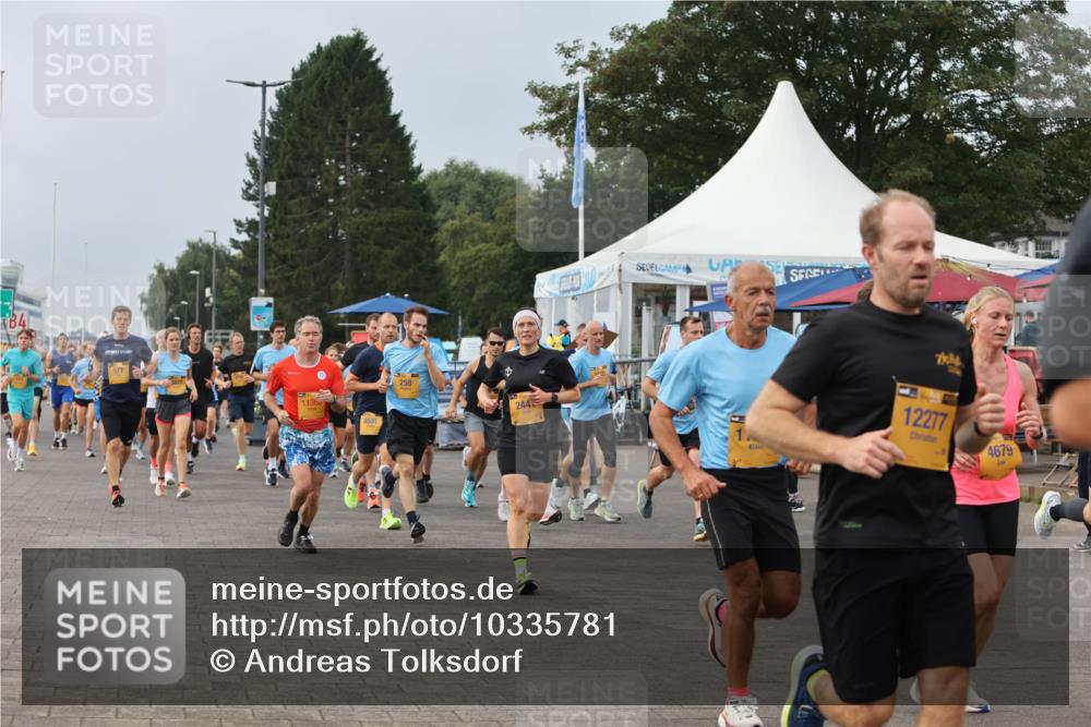 13.09.2026 - Kiel Lauf Andreas Tolksdorf http://msf.ph/oto/10335781 13.09.2026 09:53:22 Kiellinie 84, 11360, 8531, 259, 244, 12277, 4679 meine-sportfotos.de
