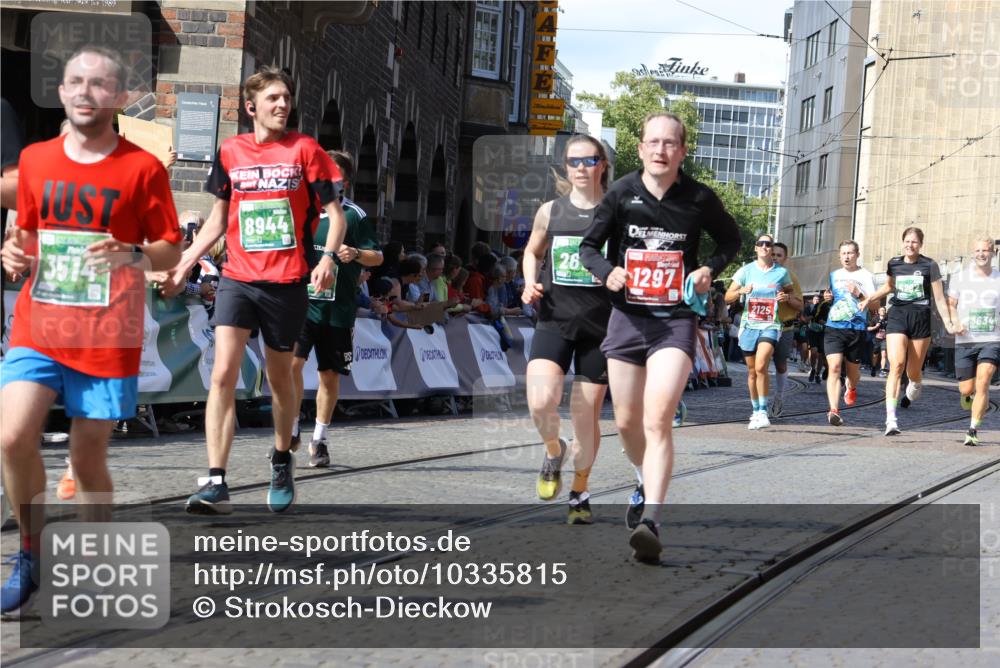13.09.2026 - 21. swb-Marathon Bremen Strokosch-Dieckow http://msf.ph/oto/10335815 13.09.2026 13:18:05 Ziel 771, 1297, 2125, 2234, 2812, 3051, 3192, 3760, 4171, 4286, 4374, 4498, 4499, 4620, 5041, 5530, 5817, 7901, 8250, 9400, 9505, 9595, 9596, 13041, 13107, 1872, 2260, 2671, 3241, 3458, 3634, 5292, 5460, 5695, 6152, 7491, 7954, 8094, 8943, 8944, 9134, 9609, 10065 meine-sportfotos.de