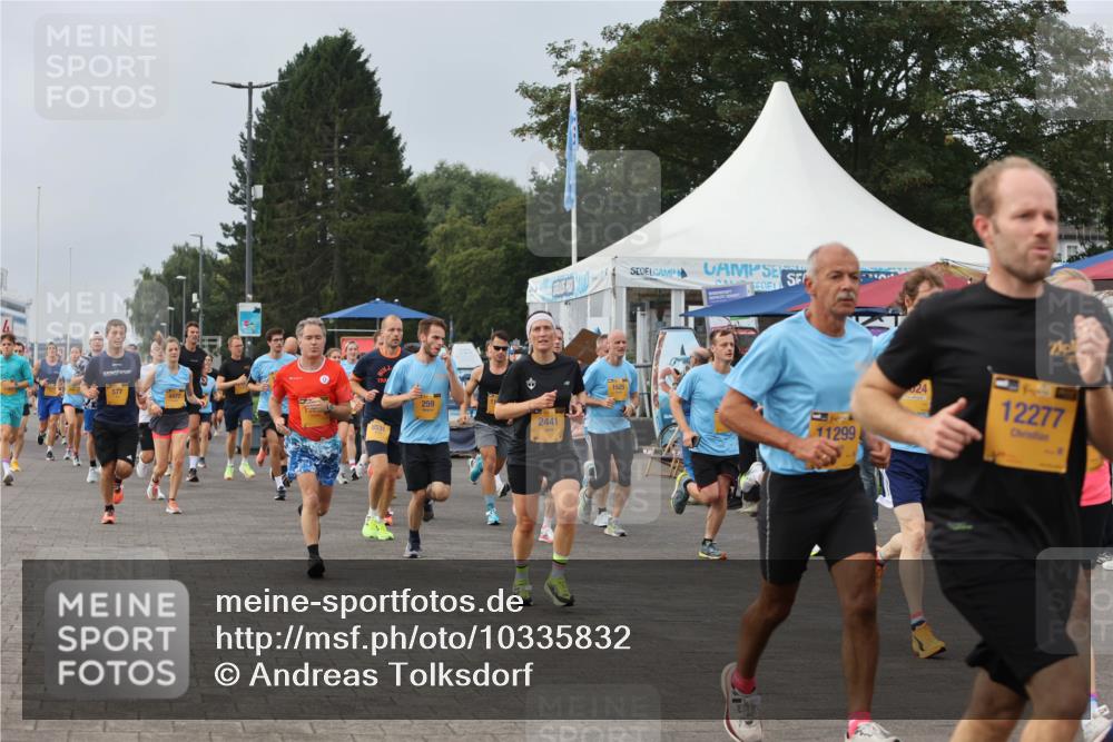 13.09.2026 - Kiel Lauf Andreas Tolksdorf http://msf.ph/oto/10335832 13.09.2026 09:53:22 Kiellinie 2441, 1525, 11299, 12277 meine-sportfotos.de