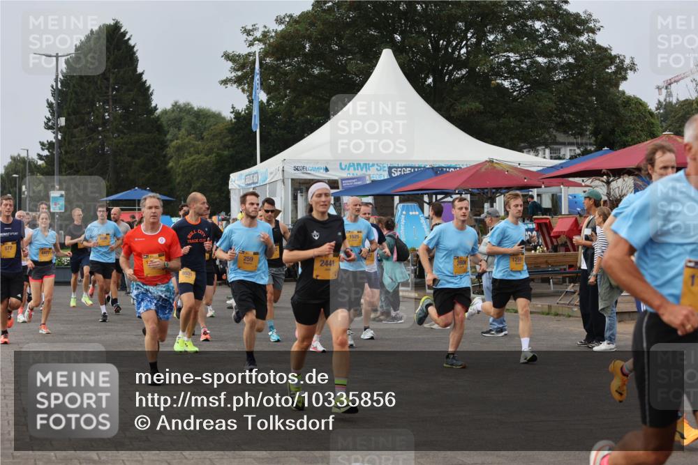 13.09.2026 - Kiel Lauf Andreas Tolksdorf http://msf.ph/oto/10335856 13.09.2026 09:53:23 Kiellinie 0, 577, 8531, 259, 2441, 1525, 260, 12591 meine-sportfotos.de