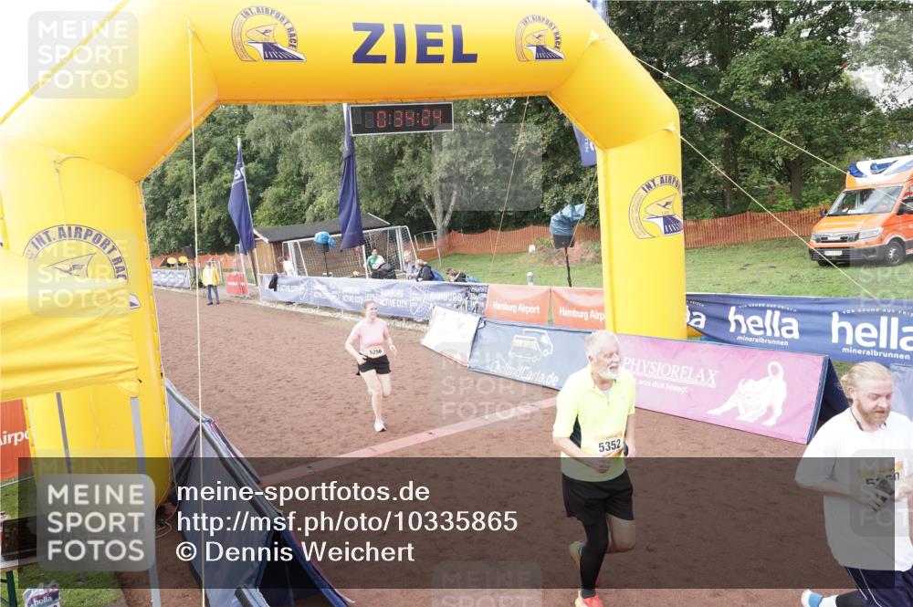 13.09.2026 - Airport Race Dennis Weichert http://msf.ph/oto/10335865 13.09.2026 10:34:57 Ziel 4027, 5014, 5226, 5256, 5352, 5360, 5456 meine-sportfotos.de