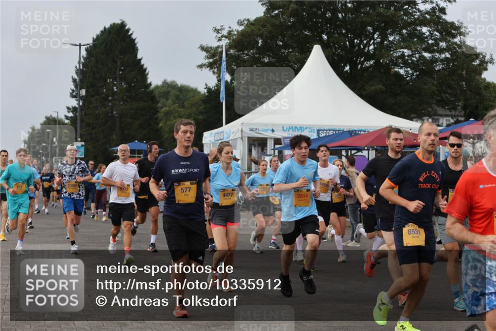 13.09.2026 - Kiel Lauf Andreas Tolksdorf http://msf.ph/oto/10335912 13.09.2026 09:53:25 Kiellinie 153, 10368, 9373, 1, 39, 577, 39, 4477, 7402, 39, 2814, 8489, 8531 meine-sportfotos.de