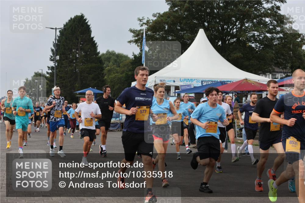 13.09.2026 - Kiel Lauf Andreas Tolksdorf http://msf.ph/oto/10335918 13.09.2026 09:53:25 Kiellinie 1076, 10368, 9373, 38, 577, 4477, 39, 2814, 8531 meine-sportfotos.de
