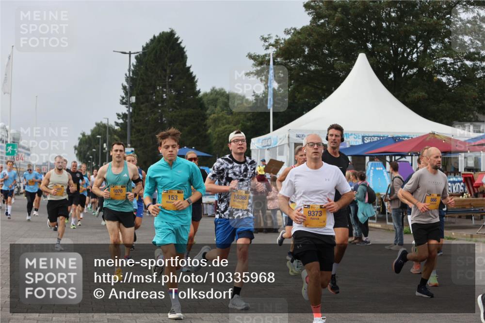 13.09.2026 - Kiel Lauf Andreas Tolksdorf http://msf.ph/oto/10335968 13.09.2026 09:53:27 Kiellinie 1076, 38, 153, 10368, 9373, 866 meine-sportfotos.de