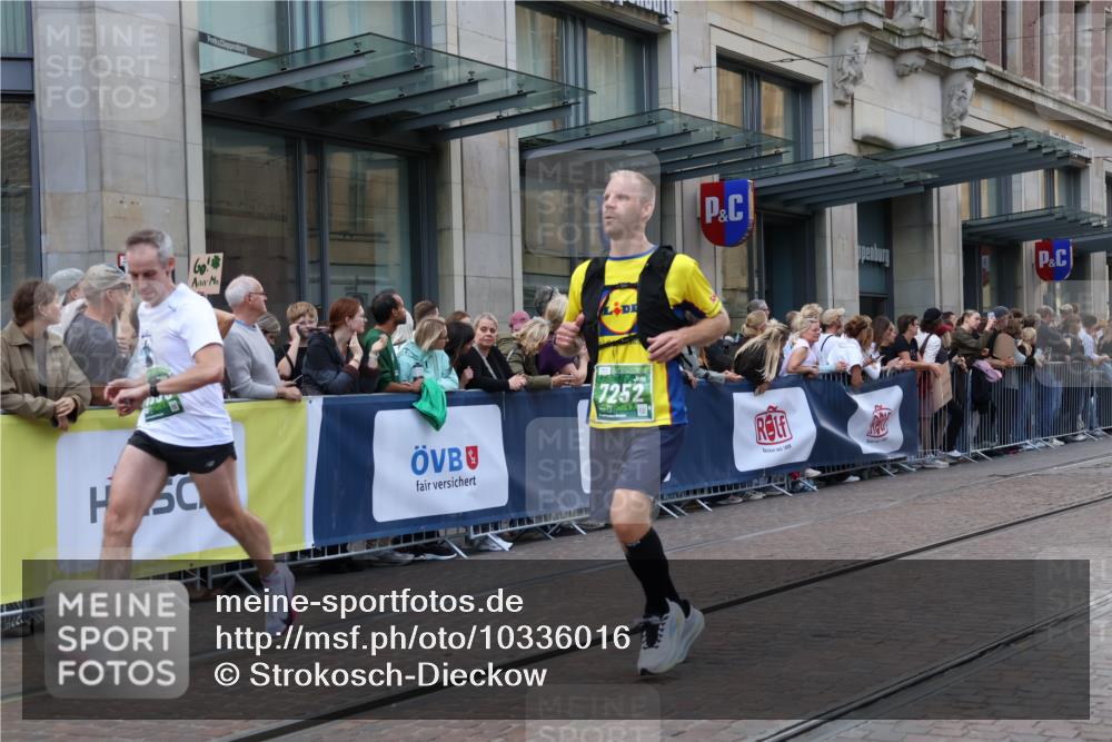 13.09.2026 - 21. swb-Marathon Bremen Strokosch-Dieckow http://msf.ph/oto/10336016 13.09.2026 13:25:10 Ziel 191, 209, 260, 1119, 1650, 1658, 2046, 3124, 3168, 3186, 3187, 3806, 4294, 4717, 5703, 5755, 5814, 6113, 6380, 7252, 7306, 8357, 8545, 8597, 8695, 8769, 8890, 9036, 9299, 9440, 9460, 9468, 9506, 9563, 13025, 972, 1080, 1166, 1264, 1436, 1448, 2322, 2761, 3015, 3105, 4091, 4113, 4459, 4507, 4918, 4973, 6079, 6360, 6544, 6943, 7306, 7326, 7409, 7854, 8245, 8853, 9073, 9152, 9360, 9493, 13088 meine-sportfotos.de