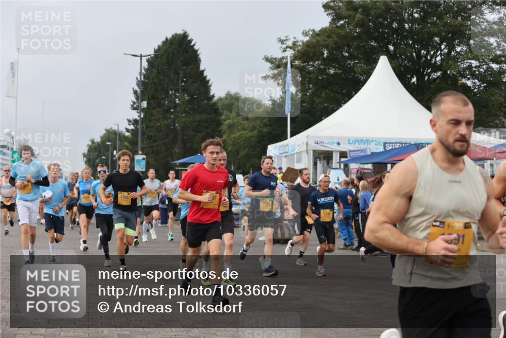 13.09.2026 - Kiel Lauf Andreas Tolksdorf http://msf.ph/oto/10336057 13.09.2026 09:53:30 Kiellinie 435, 2762, 7416, 1331, 38, 91 meine-sportfotos.de