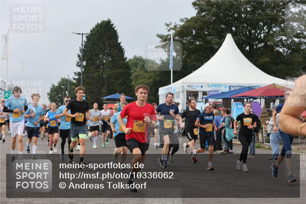 13.09.2026 - Kiel Lauf Andreas Tolksdorf http://msf.ph/oto/10336062 13.09.2026 09:53:31 Kiellinie 4351, 10100, 762, 38, 4287, 7416, 331 meine-sportfotos.de