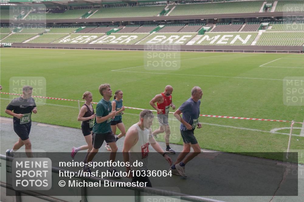 13.09.2026 - 21. swb-Marathon Bremen Michael Burmester http://msf.ph/oto/10336064 13.09.2026 13:11:20 Laufen im Stadion 265, 373, 581, 703, 843, 984, 1113, 1180, 1226, 1435, 1738, 1849, 1851, 1855, 1867, 1894, 1936, 1952, 1967, 2202, 2248, 2268, 2281, 2284, 2299, 2330, 2333, 2339, 2342, 2353, 2375, 2377, 2426, 2432, 2443, 2530, 2531, 2553, 2589, 2654, 2659, 2669, 2673, 2682, 2714, 2784, 2785, 2804, 2819, 2822, 2836, 2850, 2907, 2920, 2932, 2976, 3026, 3027, 3063, 3079, 3082, 3086, 3089, 3122, 3159, 3174, 3207, 3208, 3308, 3328, 3349, 3352, 3370, 3409, 3410, 3470, 3549, 551 meine-sportfotos.de