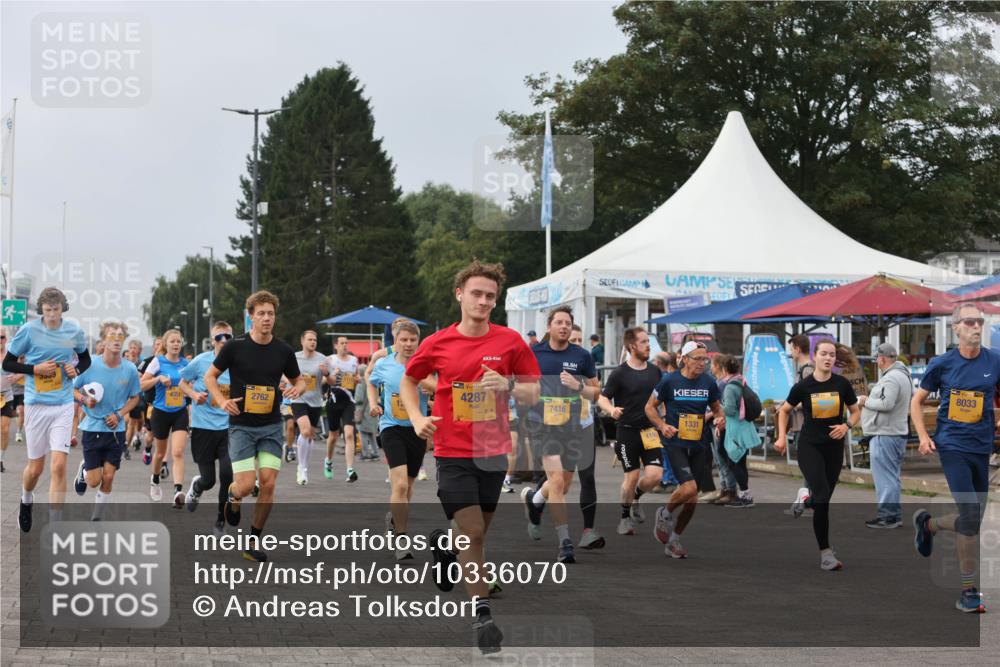 13.09.2026 - Kiel Lauf Andreas Tolksdorf http://msf.ph/oto/10336070 13.09.2026 09:53:31 Kiellinie 300, 35, 2762, 4287, 8033, 7416, 1331 meine-sportfotos.de