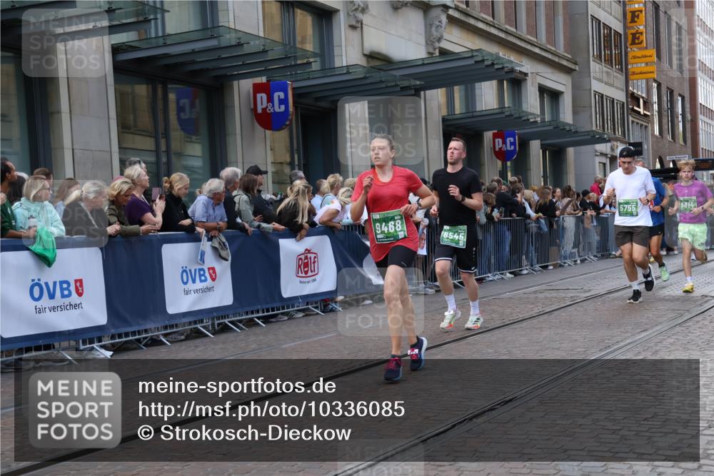 13.09.2026 - 21. swb-Marathon Bremen Strokosch-Dieckow http://msf.ph/oto/10336085 13.09.2026 13:25:12 Ziel 191, 209, 260, 1119, 1650, 1658, 1752, 2046, 3124, 3168, 3186, 3187, 3806, 4294, 4717, 4927, 5703, 5755, 5814, 6113, 6380, 7252, 8357, 8545, 8597, 8695, 8769, 8890, 9299, 9440, 9460, 9468, 9506, 9563, 13025, 972, 1080, 1119, 1166, 1264, 1436, 1448, 2322, 2761, 3105, 3187, 4091, 4113, 4459, 4507, 4918, 4973, 6079, 6360, 6544, 6943, 7306, 7326, 7409, 7854, 8245, 8853, 9036, 9073, 9152, 9360, 9493, 13088 meine-sportfotos.de