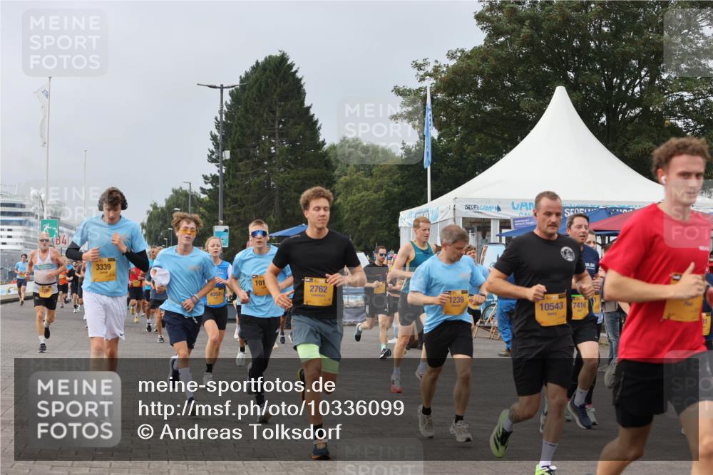 13.09.2026 - Kiel Lauf Andreas Tolksdorf http://msf.ph/oto/10336099 13.09.2026 09:53:32 Kiellinie 4, 3339, 101, 4351, 2762, 1239, 10543, 7416, 18 meine-sportfotos.de