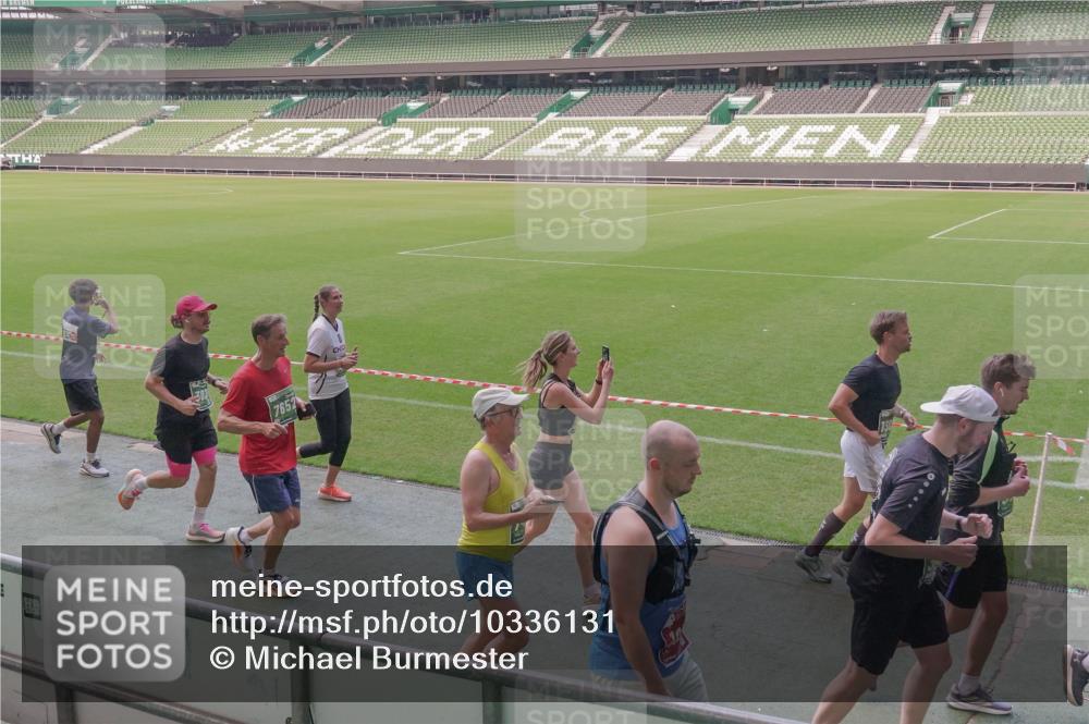 13.09.2026 - 21. swb-Marathon Bremen Michael Burmester http://msf.ph/oto/10336131 13.09.2026 13:11:27 Laufen im Stadion 265, 373, 581, 703, 843, 984, 1113, 1226, 1435, 1738, 1849, 1851, 1855, 1867, 1894, 1936, 1952, 1967, 2202, 2248, 2268, 2281, 2284, 2299, 2330, 2333, 2336, 2339, 2342, 2353, 2375, 2377, 2398, 2426, 2432, 2443, 2530, 2531, 2553, 2589, 2654, 2659, 2669, 2673, 2682, 2784, 2785, 2804, 2819, 2822, 2836, 2850, 2907, 2932, 2976, 3026, 3027, 3079, 3082, 3089, 3122, 3143, 3159, 3174, 3207, 3208, 3308, 3328, 3349, 3352, 3370, 3409, 3410, 3470, 3549, 551 meine-sportfotos.de