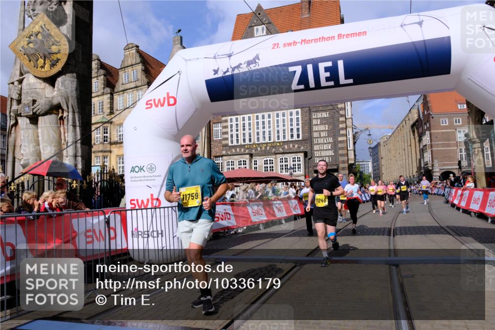 13.09.2026 - 21. swb-Marathon Bremen Tim E. http://msf.ph/oto/10336179 13.09.2026 11:07:33 Ziel 10156, 10205, 10360, 10488, 10748, 11100, 11123, 11246, 11393, 11417, 11439, 11600, 11684, 11696, 11759, 11822, 11823, 11865, 11917, 12020, 12173, 12255, 12266, 12536 meine-sportfotos.de