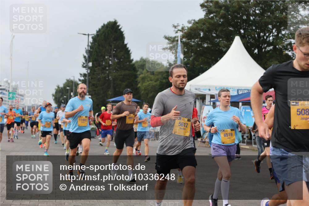 13.09.2026 - Kiel Lauf Andreas Tolksdorf http://msf.ph/oto/10336248 13.09.2026 09:53:39 Kiellinie 11451, 4903, 38, 5612, 6519, 73, 1, 39, 508 meine-sportfotos.de