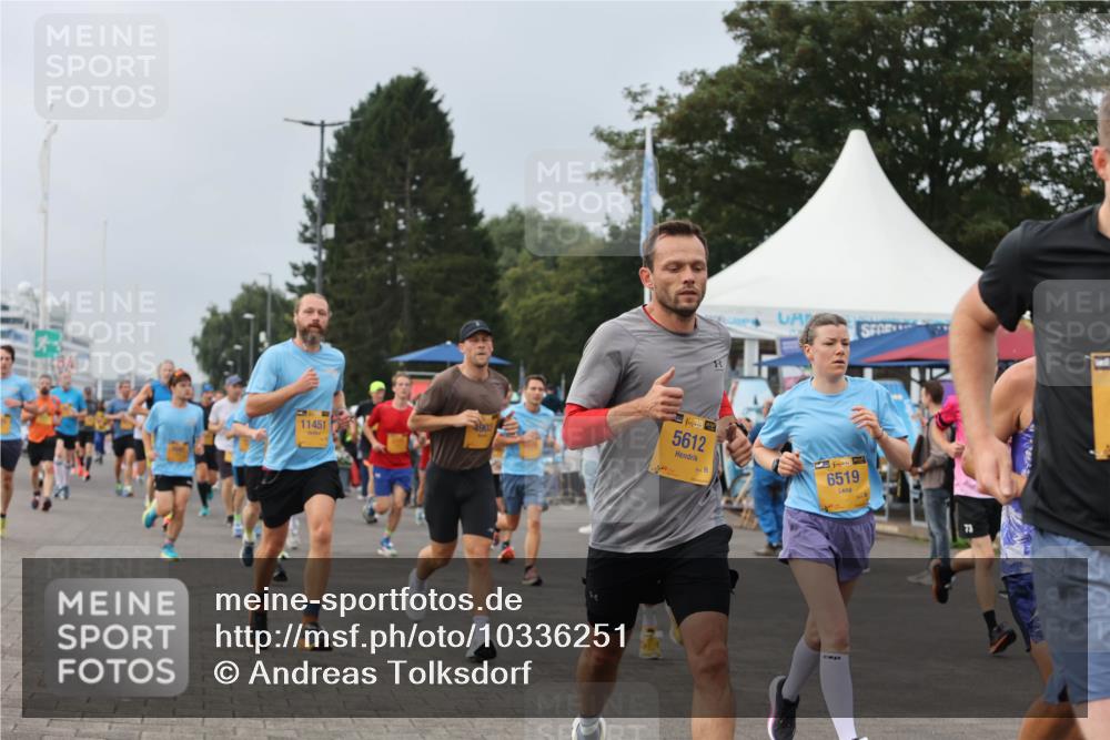 13.09.2026 - Kiel Lauf Andreas Tolksdorf http://msf.ph/oto/10336251 13.09.2026 09:53:39 Kiellinie 11451, 4903, 38, 5612, 6519, 73 meine-sportfotos.de