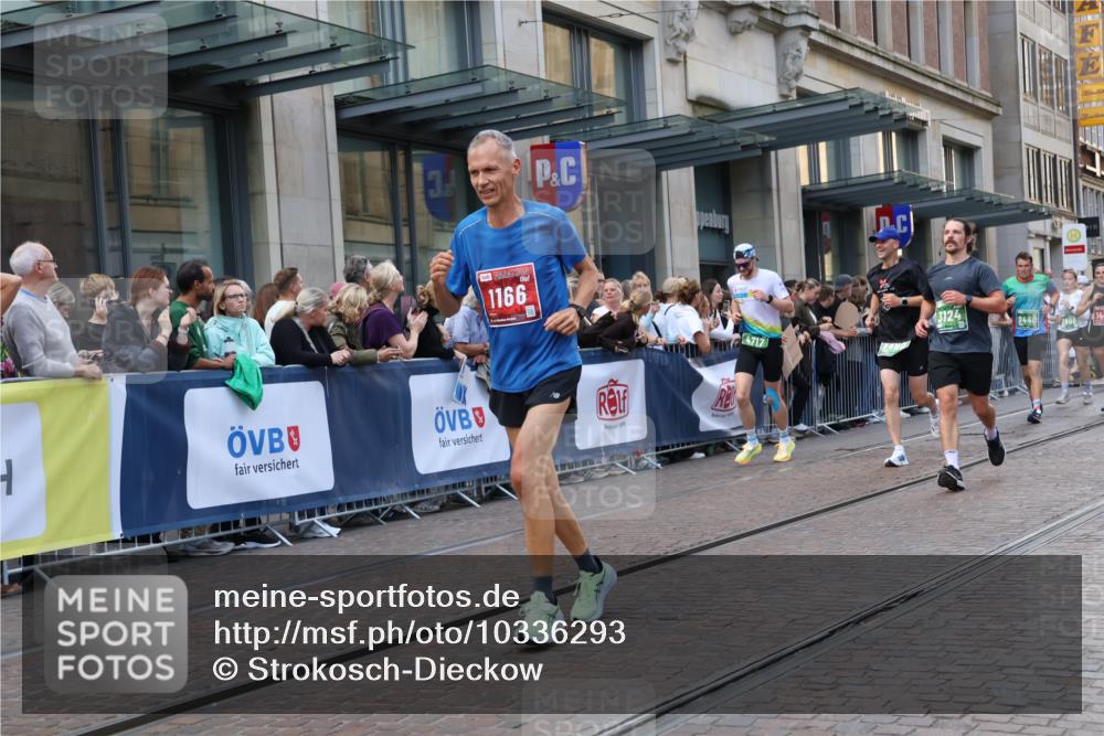 13.09.2026 - 21. swb-Marathon Bremen Strokosch-Dieckow http://msf.ph/oto/10336293 13.09.2026 13:25:16 Ziel 150, 191, 209, 260, 1458, 1650, 1658, 1752, 2421, 2781, 3124, 3186, 3806, 4439, 4717, 4927, 5139, 5703, 5755, 5814, 6380, 7252, 8357, 8545, 8597, 8695, 8769, 8890, 9299, 9440, 9460, 9468, 9506, 13025, 972, 1080, 1119, 1166, 1264, 1436, 1448, 1658, 2046, 2322, 3105, 3168, 3187, 4091, 4113, 4294, 4459, 4507, 4918, 4973, 6079, 6113, 6544, 6943, 7306, 7326, 7409, 8245, 8357, 9036, 9073, 9152, 9299, 9360, 9460, 9493, 9563, 13025, 13088 meine-sportfotos.de