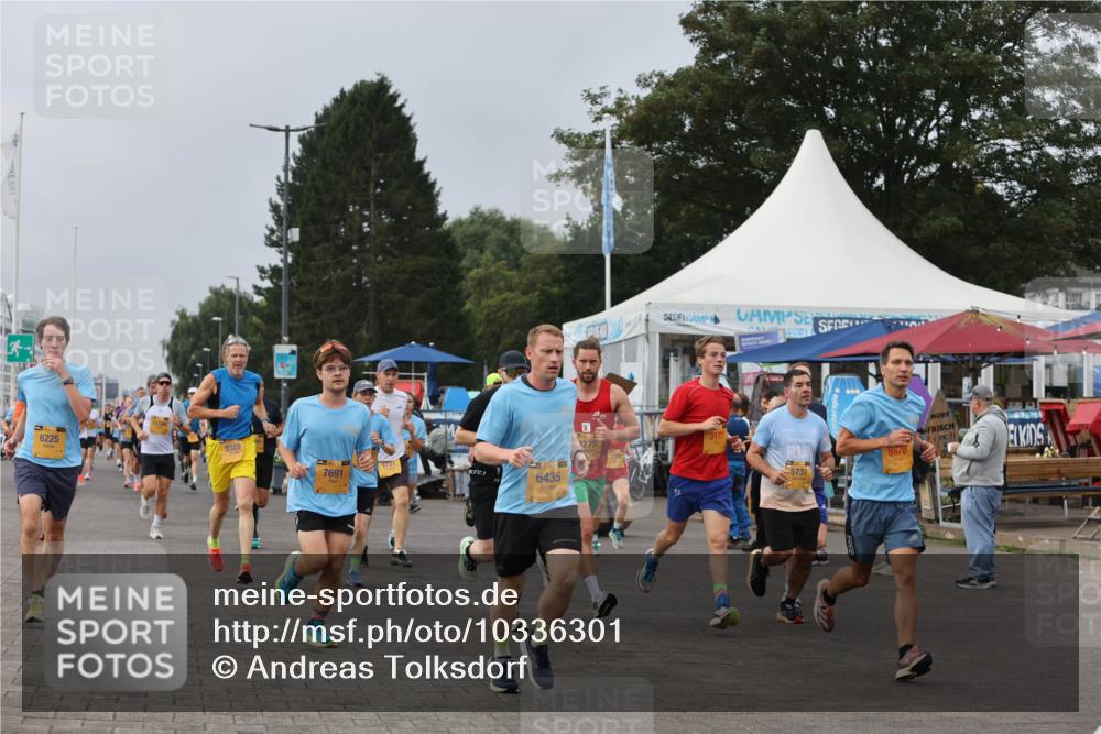 13.09.2026 - Kiel Lauf Andreas Tolksdorf http://msf.ph/oto/10336301 13.09.2026 09:53:41 Kiellinie 6225, 9389, 7691, 5721, 6435, 2775, 3177, 8878, 5737 meine-sportfotos.de