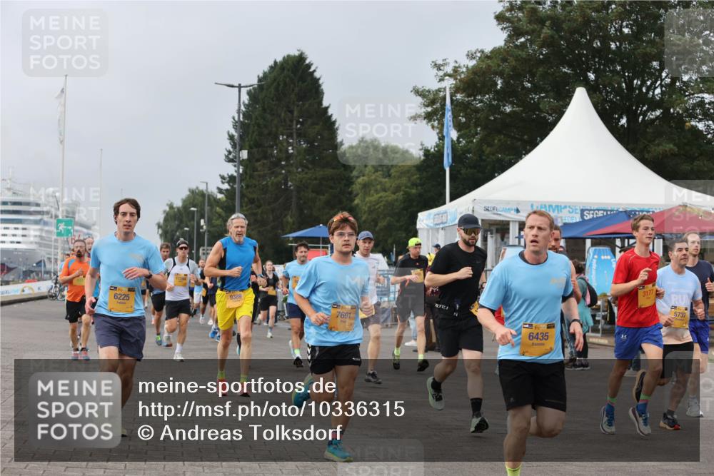 13.09.2026 - Kiel Lauf Andreas Tolksdorf http://msf.ph/oto/10336315 13.09.2026 09:53:42 Kiellinie 13, 6225, 9389, 7691, 6435, 3177, 5737 meine-sportfotos.de