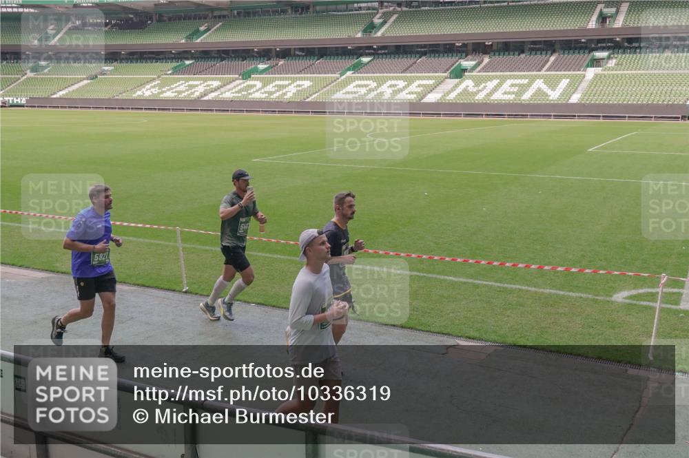 13.09.2026 - 21. swb-Marathon Bremen Michael Burmester http://msf.ph/oto/10336319 13.09.2026 13:11:51 Laufen im Stadion 118, 265, 373, 514, 581, 703, 843, 984, 1113, 1226, 1286, 1334, 1435, 1738, 1849, 1851, 1894, 1936, 1952, 1967, 2248, 2281, 2284, 2299, 2330, 2333, 2336, 2342, 2353, 2375, 2377, 2398, 2426, 2432, 2443, 2505, 2531, 2589, 2654, 2659, 2669, 2673, 2784, 2804, 2815, 2819, 2822, 2836, 2850, 2895, 2907, 2932, 2963, 2966, 2976, 3026, 3027, 3079, 3082, 3143, 3155, 3159, 3174, 3207, 3208, 3308, 3328, 3349, 3352, 3370, 3409, 3410, 3470, 3549, 551 meine-sportfotos.de