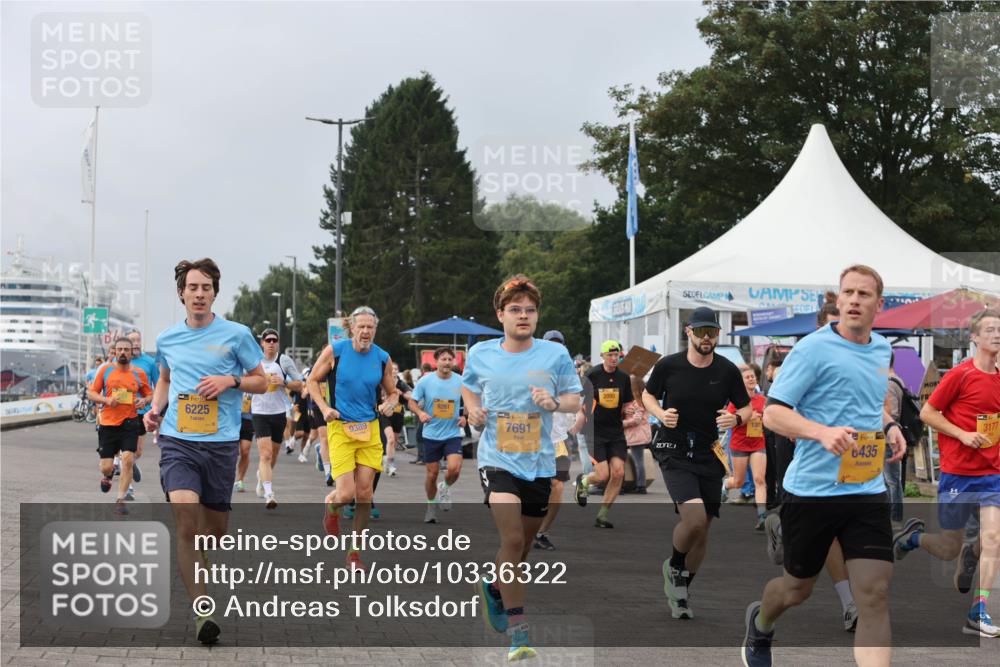 13.09.2026 - Kiel Lauf Andreas Tolksdorf http://msf.ph/oto/10336322 13.09.2026 09:53:42 Kiellinie 6225, 9389, 7691, 39, 6435, 11, 3177 meine-sportfotos.de