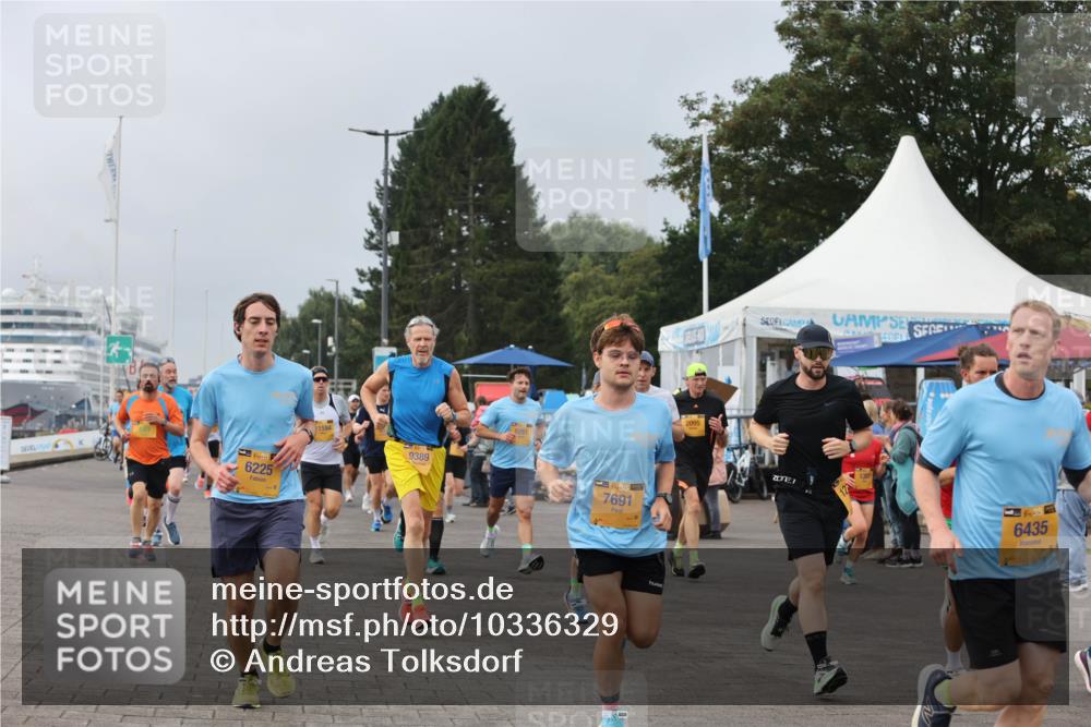 13.09.2026 - Kiel Lauf Andreas Tolksdorf http://msf.ph/oto/10336329 13.09.2026 09:53:42 Kiellinie 6225, 11594, 9389, 9261, 7691, 6435 meine-sportfotos.de