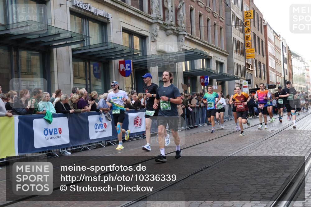 13.09.2026 - 21. swb-Marathon Bremen Strokosch-Dieckow http://msf.ph/oto/10336339 13.09.2026 13:25:17 Ziel 150, 191, 209, 260, 1458, 1650, 1752, 2421, 2781, 3124, 3186, 3722, 3806, 4439, 4717, 4927, 5139, 5703, 5755, 5814, 6380, 7252, 8545, 8597, 8695, 8769, 8890, 9440, 9468, 9506, 260, 1080, 1119, 1166, 1264, 1436, 1448, 1658, 2046, 2322, 3105, 3168, 3187, 4091, 4113, 4294, 4459, 4507, 4918, 6079, 6113, 6544, 6943, 7306, 7326, 7409, 8245, 8357, 9036, 9073, 9152, 9299, 9360, 9460, 9493, 9563, 13025, 13088 meine-sportfotos.de
