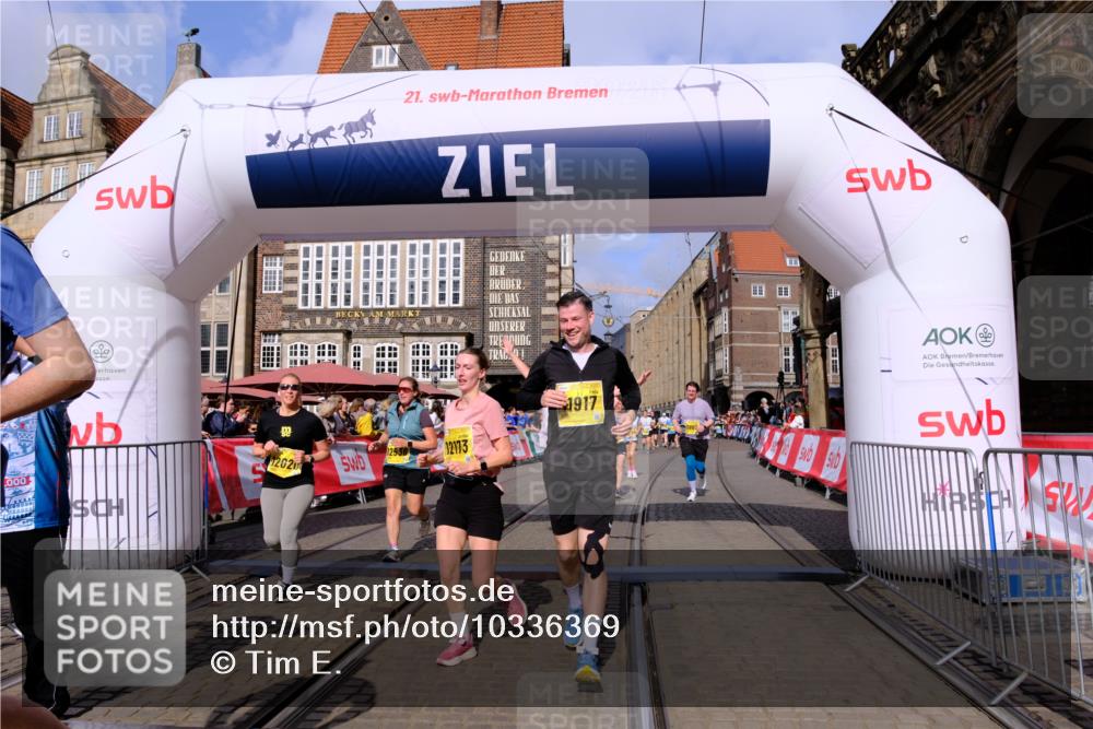 13.09.2026 - 21. swb-Marathon Bremen Tim E. http://msf.ph/oto/10336369 13.09.2026 11:07:38 Ziel 10205, 10488, 10695, 10748, 11123, 11246, 11393, 11417, 11600, 11696, 11759, 11767, 11822, 11823, 11865, 11917, 12020, 12173, 12210, 12255, 12266, 12536 meine-sportfotos.de