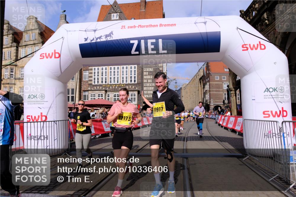 13.09.2026 - 21. swb-Marathon Bremen Tim E. http://msf.ph/oto/10336406 13.09.2026 11:07:38 Ziel 10205, 10488, 10695, 10748, 11123, 11246, 11393, 11417, 11600, 11696, 11759, 11767, 11822, 11823, 11865, 11917, 12020, 12173, 12210, 12255, 12266, 12536 meine-sportfotos.de