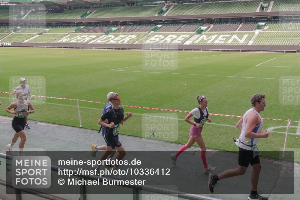 13.09.2026 - 21. swb-Marathon Bremen Michael Burmester http://msf.ph/oto/10336412 13.09.2026 13:12:03 Laufen im Stadion 118, 265, 373, 514, 581, 703, 843, 984, 1113, 1226, 1286, 1334, 1435, 1738, 1849, 1851, 1936, 1952, 2005, 2248, 2264, 2281, 2299, 2330, 2333, 2336, 2353, 2375, 2377, 2398, 2426, 2432, 2443, 2505, 2531, 2589, 2659, 2669, 2673, 2684, 2765, 2784, 2804, 2815, 2822, 2836, 2850, 2860, 2895, 2907, 2963, 2966, 2975, 2976, 3026, 3027, 3079, 3082, 3143, 3155, 3159, 3174, 3207, 3308, 3328, 3349, 3352, 3409, 3434, 3470, 3549, 551 meine-sportfotos.de