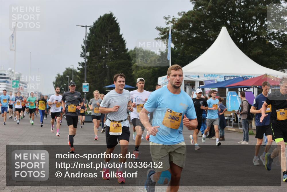 13.09.2026 - Kiel Lauf Andreas Tolksdorf http://msf.ph/oto/10336452 13.09.2026 09:53:48 Kiellinie 229, 5175, 1166, 39, 2465, 74, 886 meine-sportfotos.de