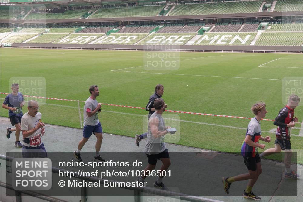 13.09.2026 - 21. swb-Marathon Bremen Michael Burmester http://msf.ph/oto/10336501 13.09.2026 13:12:14 Laufen im Stadion 118, 183, 265, 514, 695, 703, 843, 933, 984, 1113, 1226, 1286, 1334, 1435, 1849, 1851, 1936, 1952, 2005, 2248, 2264, 2281, 2299, 2330, 2336, 2353, 2375, 2377, 2398, 2426, 2443, 2461, 2478, 2505, 2531, 2589, 2659, 2669, 2673, 2684, 2765, 2784, 2792, 2804, 2815, 2822, 2836, 2850, 2860, 2895, 2907, 2963, 2966, 2975, 2976, 3026, 3027, 3079, 3082, 3143, 3155, 3159, 3207, 3293, 3308, 3328, 3349, 3352, 3409, 3434, 3549, 551 meine-sportfotos.de