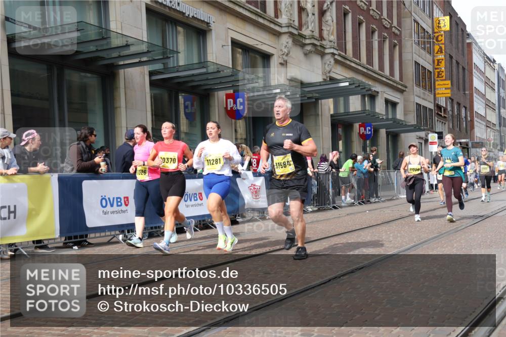 13.09.2026 - 21. swb-Marathon Bremen Strokosch-Dieckow http://msf.ph/oto/10336505 13.09.2026 11:05:01 Ziel 10186, 10370, 10411, 10432, 10576, 10697, 10717, 10718, 10800, 10802, 10995, 11102, 11105, 11146, 11157, 11218, 11281, 11314, 11326, 11334, 11387, 11394, 11521, 11571, 11572, 11584, 11616, 11722, 11900, 12011, 12055, 12079, 12080, 12099, 12251, 12335, 10198, 10283, 10315, 10465, 10481, 10729, 10741, 10850, 10855, 10856, 10940, 10975, 11006, 11133, 11272, 11366, 11395, 11518, 11705, 11757, 11939, 12002, 12005, 12064 meine-sportfotos.de