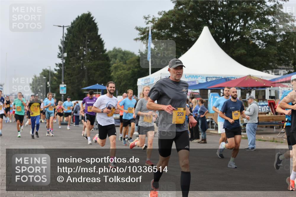 13.09.2026 - Kiel Lauf Andreas Tolksdorf http://msf.ph/oto/10336514 13.09.2026 09:53:50 Kiellinie 5175, 38, 229, 6080 meine-sportfotos.de