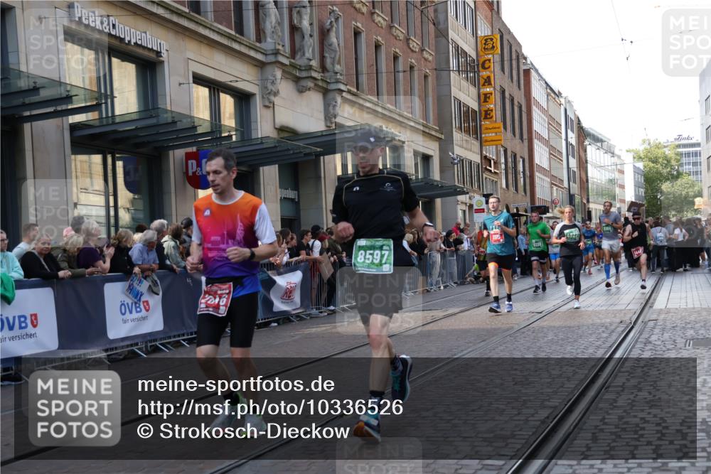 13.09.2026 - 21. swb-Marathon Bremen Strokosch-Dieckow http://msf.ph/oto/10336526 13.09.2026 13:25:22 Ziel 150, 191, 209, 1458, 1650, 1752, 2033, 2421, 2781, 2987, 3124, 3186, 3722, 3806, 4161, 4411, 4439, 4717, 4842, 4927, 5013, 5139, 5622, 5703, 5755, 5814, 8545, 8597, 8890, 9440, 9468, 9506, 260, 1080, 1119, 1166, 1436, 1448, 1658, 2046, 2322, 3105, 3168, 3187, 4091, 4294, 4459, 4507, 4918, 6113, 6380, 7252, 7306, 7326, 8245, 8357, 8695, 8769, 9036, 9073, 9299, 9360, 9460, 9493, 9563, 13025, 13088 meine-sportfotos.de