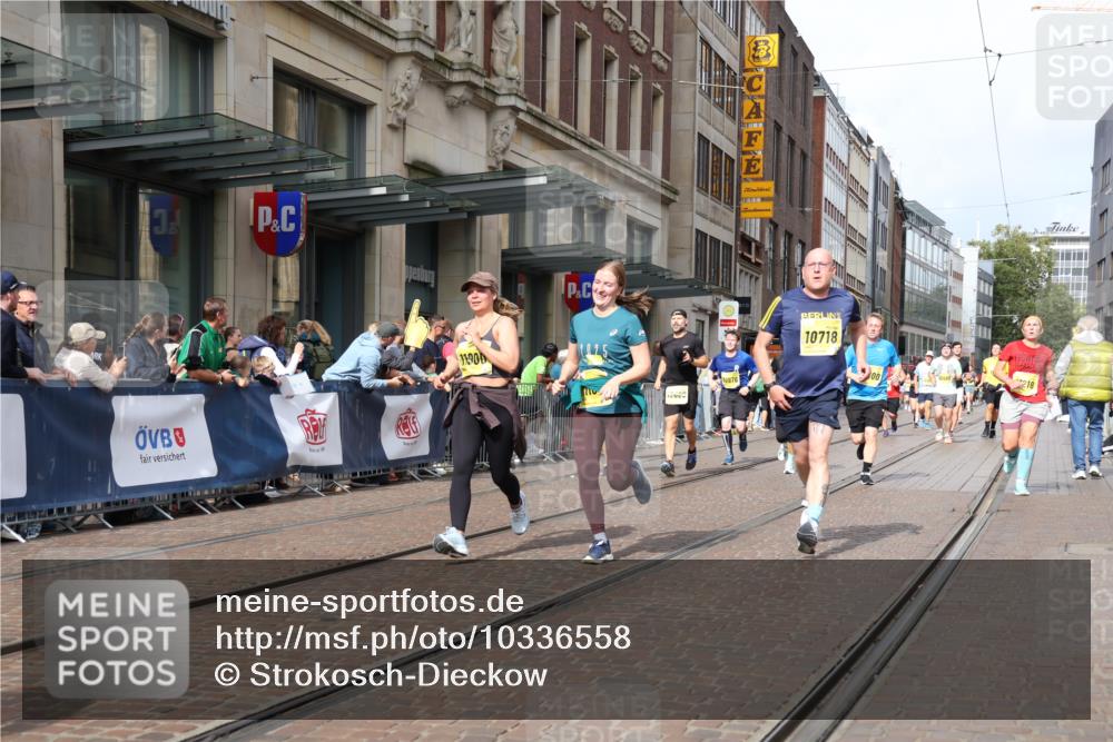 13.09.2026 - 21. swb-Marathon Bremen Strokosch-Dieckow http://msf.ph/oto/10336558 13.09.2026 11:05:02 Ziel 10186, 10370, 10411, 10432, 10576, 10697, 10717, 10718, 10800, 10802, 10995, 11102, 11105, 11146, 11157, 11218, 11281, 11314, 11326, 11334, 11387, 11394, 11521, 11571, 11572, 11584, 11616, 11722, 11900, 12011, 12055, 12079, 12080, 12099, 12251, 12330, 12335, 10198, 10283, 10315, 10465, 10481, 10729, 10741, 10850, 10855, 10856, 10940, 10975, 11006, 11133, 11272, 11366, 11395, 11518, 11705, 11757, 11939, 12002, 12005, 12064 meine-sportfotos.de
