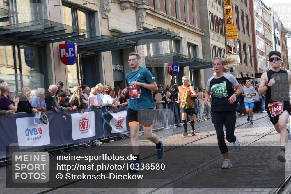 13.09.2026 - 21. swb-Marathon Bremen Strokosch-Dieckow http://msf.ph/oto/10336580 13.09.2026 13:25:24 Ziel 150, 191, 209, 1163, 1458, 1647, 1752, 2033, 2421, 2781, 2987, 3124, 3186, 3722, 3806, 4161, 4411, 4439, 4717, 4842, 4927, 5013, 5139, 5622, 5703, 5755, 5814, 6135, 7780, 8271, 8545, 8597, 8890, 9440, 9468, 9506, 260, 1080, 1119, 1166, 1436, 1448, 1650, 1658, 2046, 2322, 3105, 3168, 3187, 4091, 4294, 4459, 4918, 6113, 6380, 7252, 7306, 7326, 8245, 8357, 8695, 8769, 9036, 9073, 9299, 9360, 9460, 9468, 9493, 9563, 13025, 13088 meine-sportfotos.de