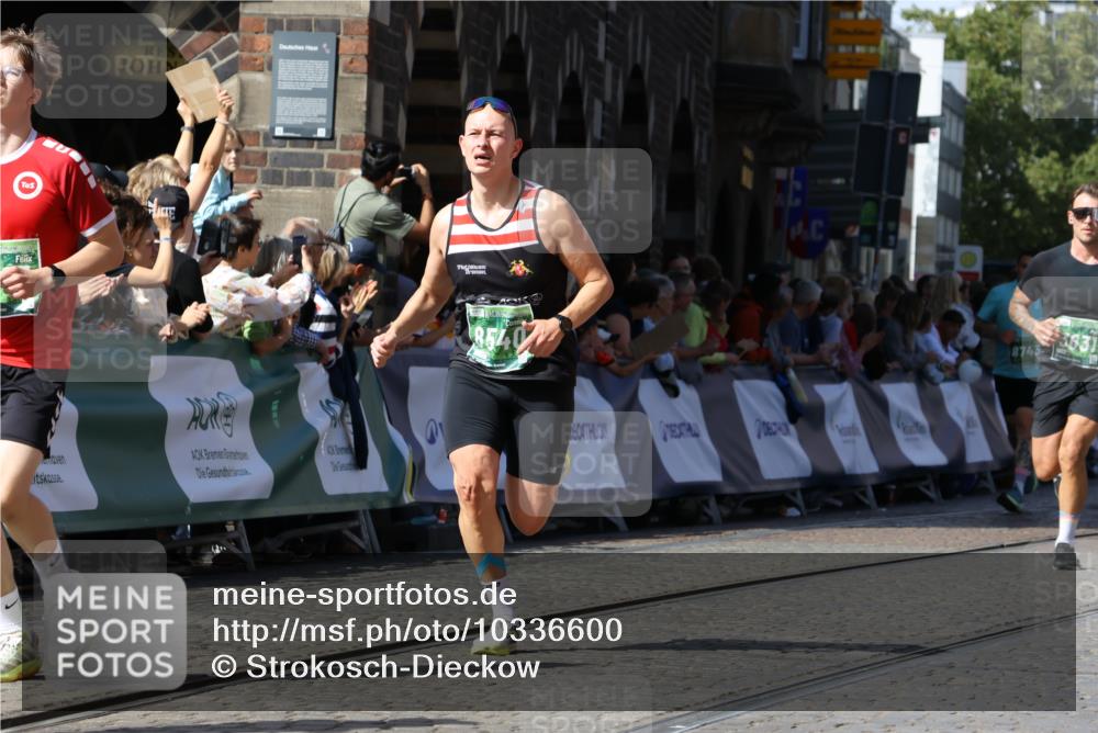 13.09.2026 - 21. swb-Marathon Bremen Strokosch-Dieckow http://msf.ph/oto/10336600 13.09.2026 13:18:34 Ziel 1146, 1419, 1872, 2260, 2671, 3241, 3458, 3514, 3634, 4131, 4733, 5292, 5460, 5695, 6152, 7491, 7954, 8094, 8943, 8944, 9134, 9609, 10065, 13150, 2324, 2948, 3631, 4120, 4413, 4642, 5867, 6787, 7104, 7163, 8540, 8743, 9327, 9833 meine-sportfotos.de