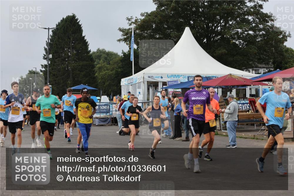 13.09.2026 - Kiel Lauf Andreas Tolksdorf http://msf.ph/oto/10336601 13.09.2026 09:53:53 Kiellinie 109041, 10905, 1086, 8465, 11, 20, 5907 meine-sportfotos.de