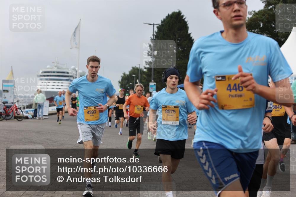 13.09.2026 - Kiel Lauf Andreas Tolksdorf http://msf.ph/oto/10336666 13.09.2026 09:53:56 Kiellinie 4393, 3819, 38, 8579, 446, 8645 meine-sportfotos.de
