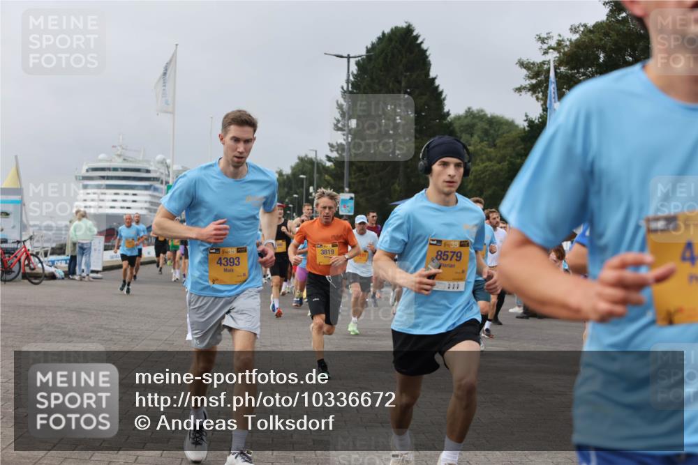 13.09.2026 - Kiel Lauf Andreas Tolksdorf http://msf.ph/oto/10336672 13.09.2026 09:53:56 Kiellinie 38, 4393, 8579, 4, 3819 meine-sportfotos.de