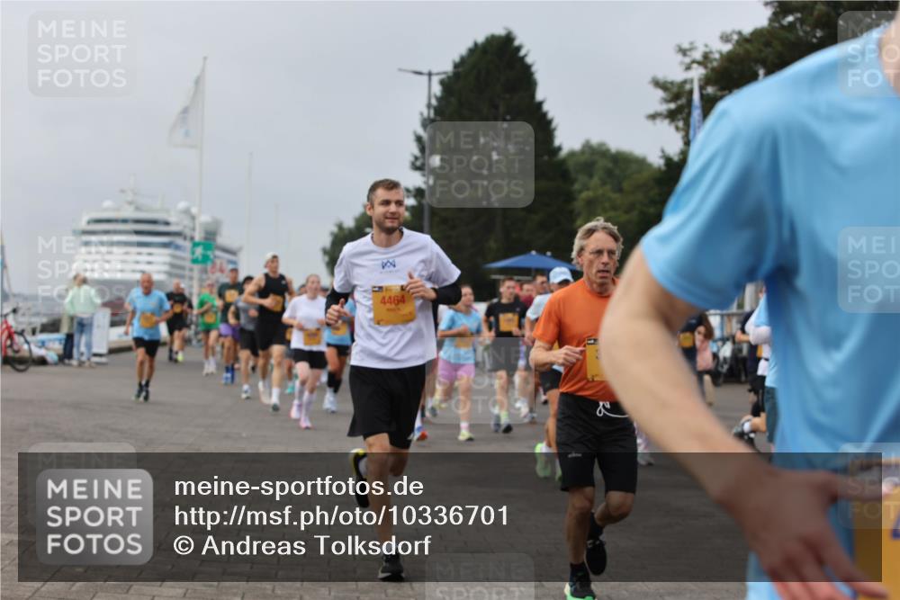 13.09.2026 - Kiel Lauf Andreas Tolksdorf http://msf.ph/oto/10336701 13.09.2026 09:53:57 Kiellinie 808, 4464 meine-sportfotos.de