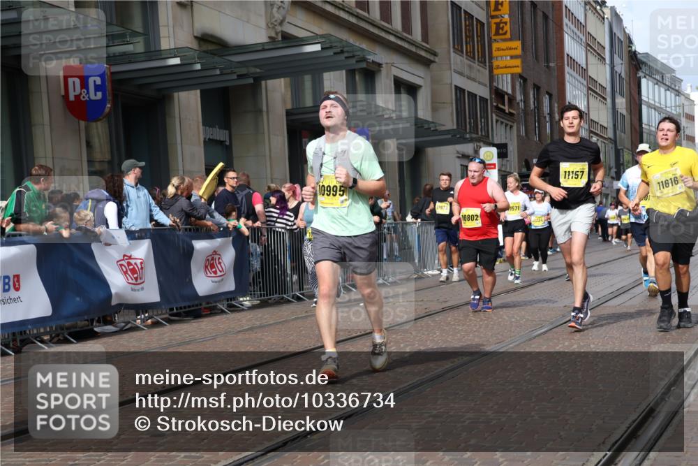 13.09.2026 - 21. swb-Marathon Bremen Strokosch-Dieckow http://msf.ph/oto/10336734 13.09.2026 11:05:08 Ziel 10186, 10259, 10260, 10411, 10432, 10576, 10697, 10717, 10802, 10864, 10995, 11102, 11146, 11157, 11218, 11314, 11326, 11334, 11387, 11394, 11520, 11521, 11571, 11572, 11616, 11724, 11791, 11892, 11947, 12011, 12055, 12079, 12080, 12251, 12273, 12330, 12362, 10315, 10370, 10465, 10718, 10729, 10741, 10800, 10850, 10855, 10856, 10975, 11006, 11102, 11105, 11133, 11157, 11218, 11272, 11281, 11395, 11518, 11584, 11616, 11722, 11757, 11900, 11939, 12002, 12064 meine-sportfotos.de