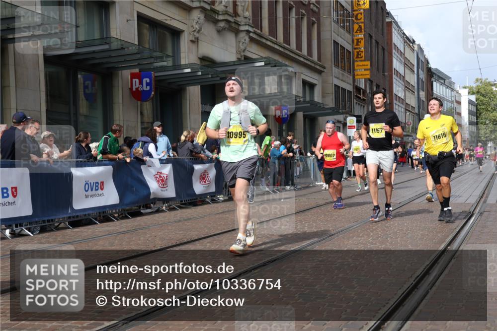 13.09.2026 - 21. swb-Marathon Bremen Strokosch-Dieckow http://msf.ph/oto/10336754 13.09.2026 11:05:08 Ziel 10186, 10259, 10260, 10411, 10432, 10576, 10697, 10717, 10802, 10864, 10995, 11102, 11146, 11157, 11218, 11314, 11326, 11334, 11387, 11394, 11520, 11521, 11571, 11572, 11616, 11724, 11791, 11892, 11947, 12011, 12055, 12079, 12080, 12251, 12273, 12330, 12362, 10315, 10370, 10465, 10718, 10729, 10741, 10800, 10850, 10855, 10856, 10975, 11006, 11102, 11105, 11133, 11157, 11218, 11272, 11281, 11395, 11518, 11584, 11616, 11722, 11757, 11900, 11939, 12002, 12064 meine-sportfotos.de