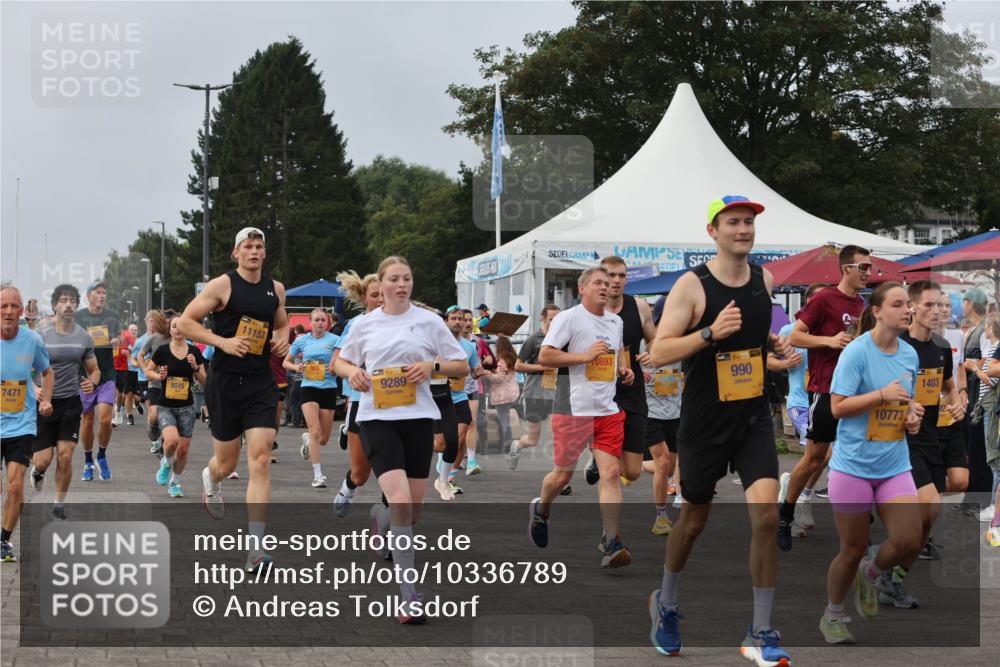 13.09.2026 - Kiel Lauf Andreas Tolksdorf http://msf.ph/oto/10336789 13.09.2026 09:54:00 Kiellinie 8515, 1, 3, 7471, 11153, 9289, 1141, 0893, 990, 10773, 1403 meine-sportfotos.de