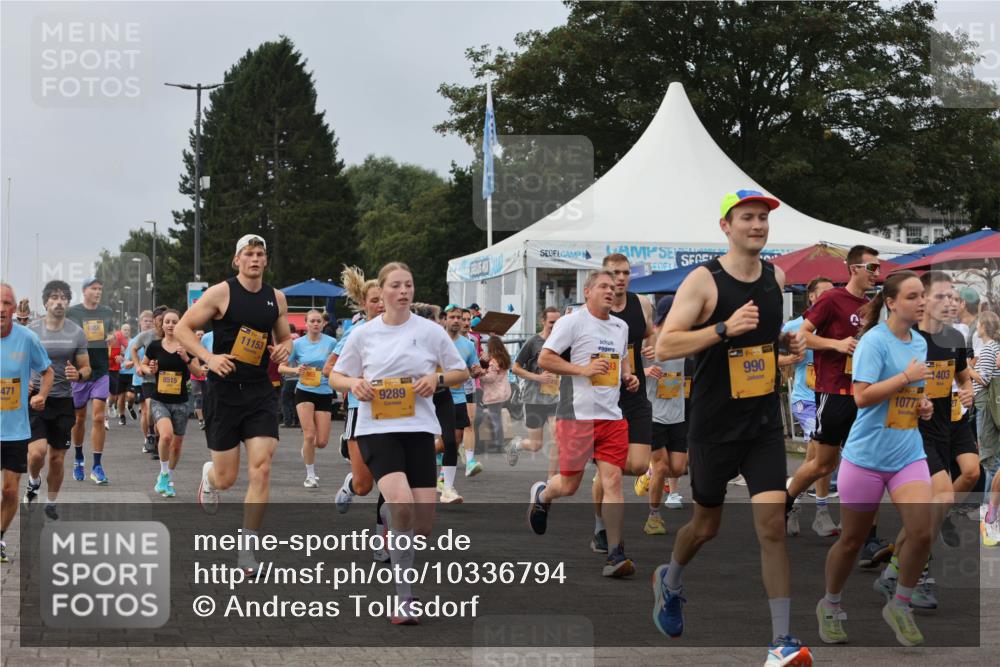 13.09.2026 - Kiel Lauf Andreas Tolksdorf http://msf.ph/oto/10336794 13.09.2026 09:54:01 Kiellinie 4, 3, 471, 8515, 11153, 39, 9289, 990, 10771, 403 meine-sportfotos.de