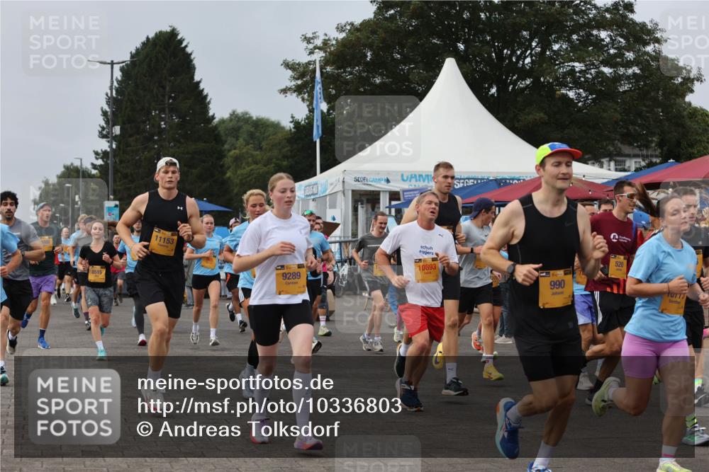 13.09.2026 - Kiel Lauf Andreas Tolksdorf http://msf.ph/oto/10336803 13.09.2026 09:54:01 Kiellinie 8515, 11153, 39, 9289, 1, 10893, 990, 520 meine-sportfotos.de